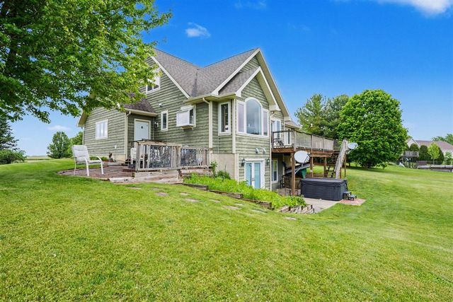 1908 Kaiser Road, Galien, MI 49113