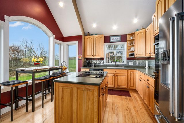 1908 Kaiser Road, Galien, MI 49113