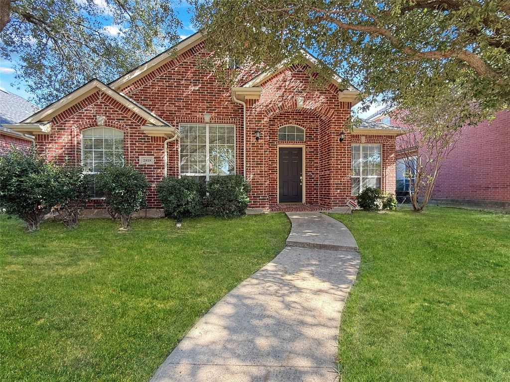 2818 Spanish Moss Trail, Frisco, TX 75033