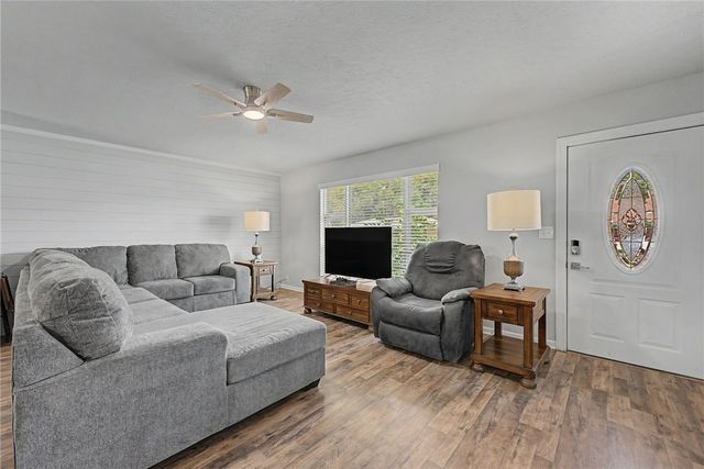 263 Van Dorn Street, Pea Ridge, AR 72751
