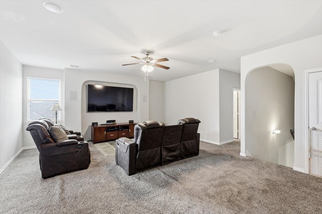 3033 Charing Cross Road, Midlothian, TX 76065
