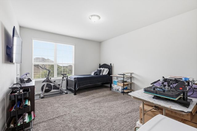 3033 Charing Cross Road, Midlothian, TX 76065