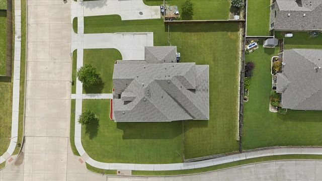 3033 Charing Cross Road, Midlothian, TX 76065
