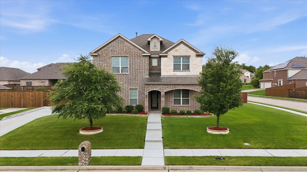3033 Charing Cross Road, Midlothian, TX 76065