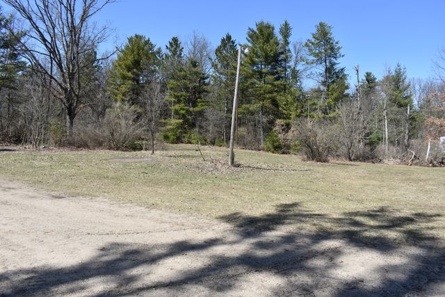 2369 S Riverbend, Pleasant Plains Twp, MI 49304