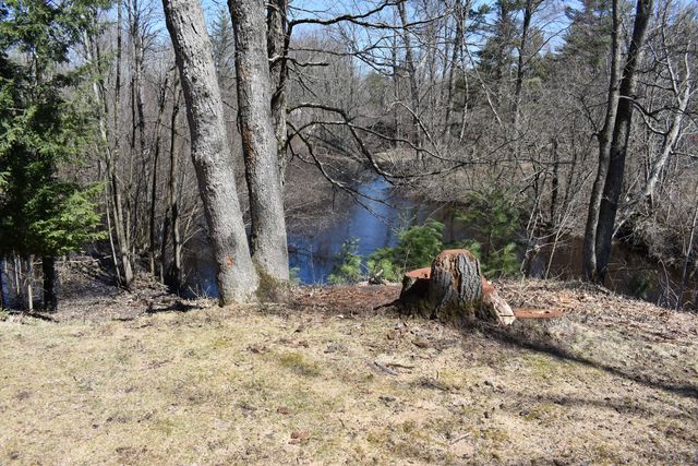 2369 S Riverbend, Pleasant Plains Twp, MI 49304
