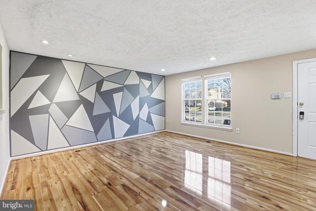 10500 LIME TREE WAY, Beltsville, MD 20705