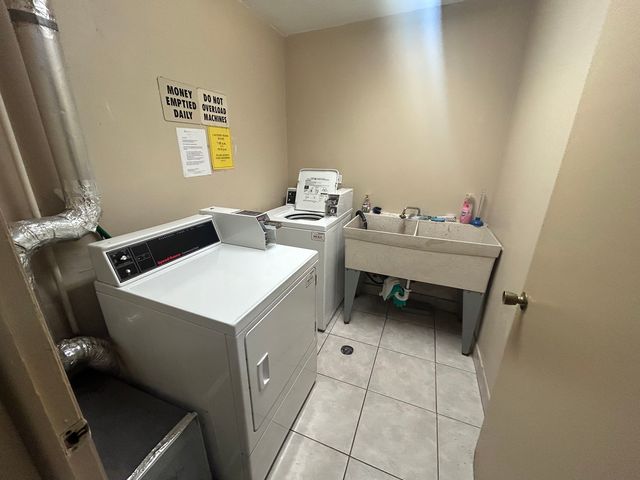 7300 W North Avenue 4F, Elmwood Park, IL 60707