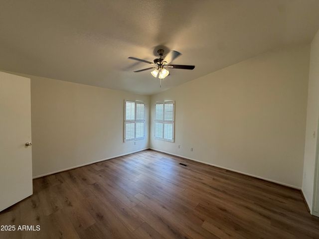 13606 N 21st Place 19, Phoenix, AZ 85022