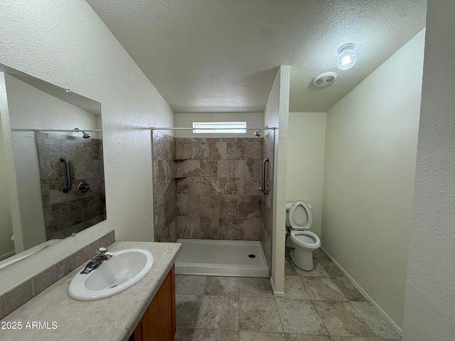 13606 N 21st Place 19, Phoenix, AZ 85022