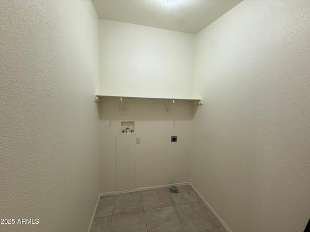 13606 N 21st Place 19, Phoenix, AZ 85022