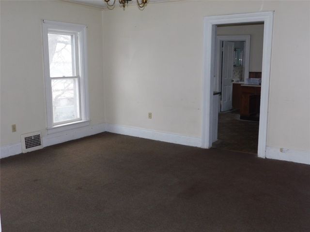 701-703 W 4TH Street, Erie, PA 16507