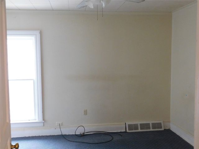 701-703 W 4TH Street, Erie, PA 16507