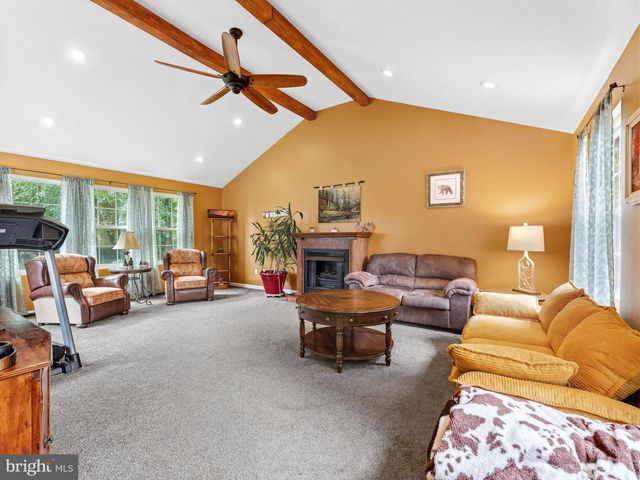 141 EWAN RD, Mullica Hill, NJ 08062