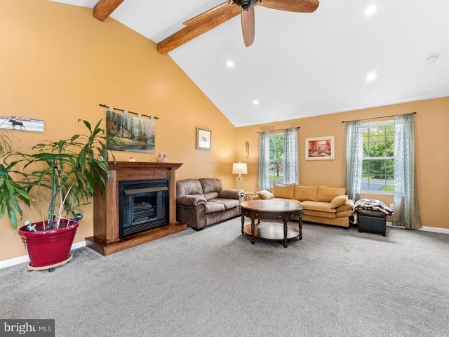 141 EWAN RD, Mullica Hill, NJ 08062