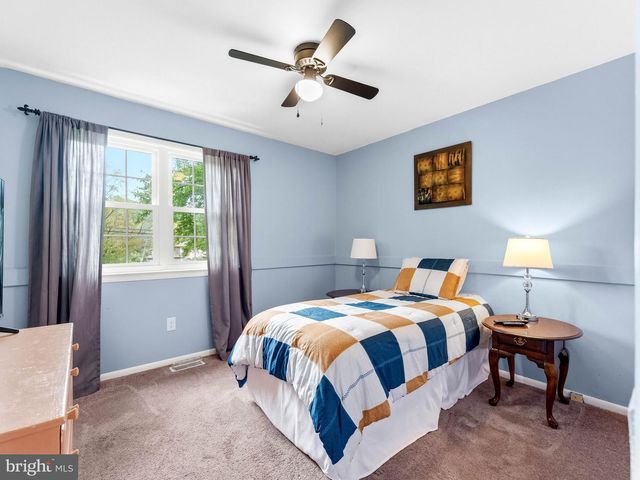 141 EWAN RD, Mullica Hill, NJ 08062