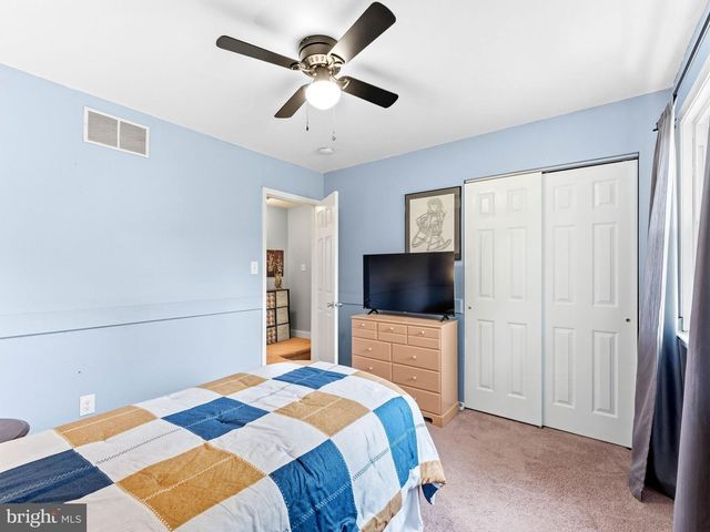 141 EWAN RD, Mullica Hill, NJ 08062