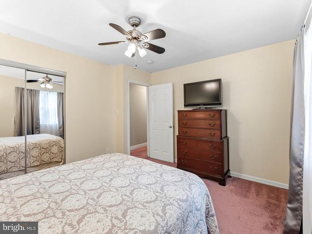 141 EWAN RD, Mullica Hill, NJ 08062