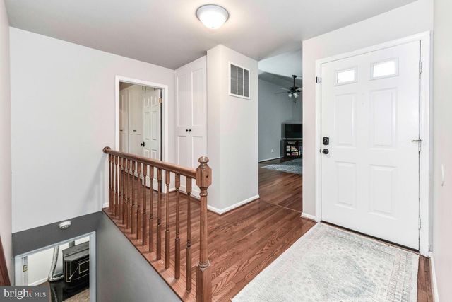 1413 VALEBROOK LN, Herndon, VA 20170