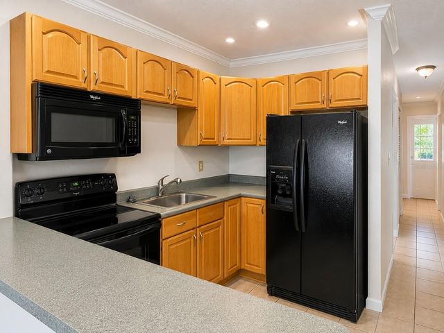 2500 HARN BOULEVARD F24, Clearwater, FL 33764