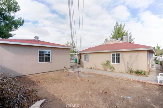 1802 E Avenue Q11, Palmdale, CA 93550