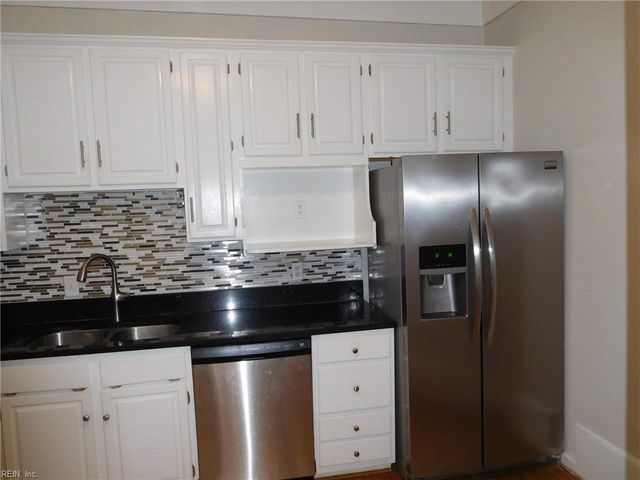 403 Court ST, Portsmouth, VA 23704