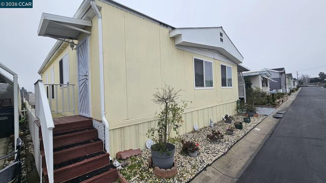 123 Zartop, Oakley, CA 94561