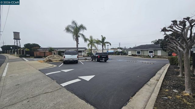 123 Zartop, Oakley, CA 94561
