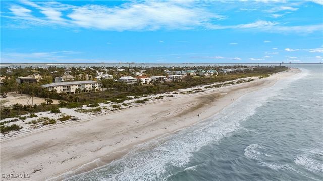 527 E Gulf DR 203, Sanibel, FL 33957
