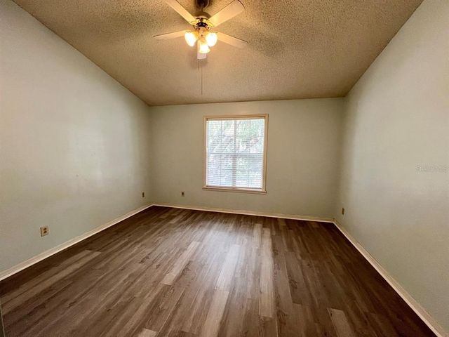 11344 STRATTON PARK DRIVE, Temple Terrace, FL 33617