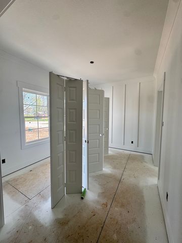 3158 E Old Ashland City Rd, Clarksville, TN 37043