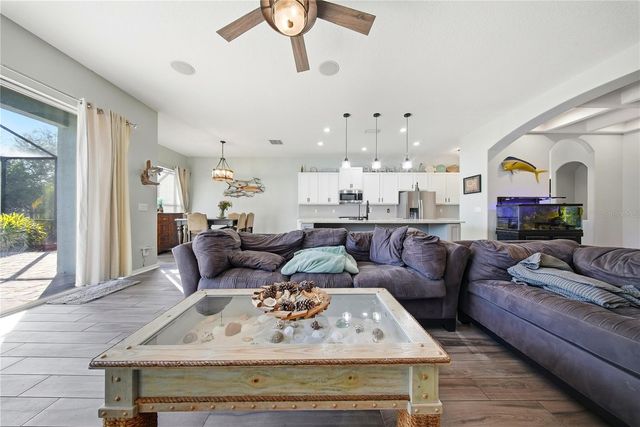 6831 GUILFORD BRIDGE DRIVE, Apollo Beach, FL 33572