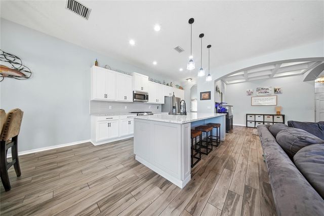 6831 GUILFORD BRIDGE DRIVE, Apollo Beach, FL 33572