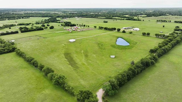 4292 County Road 3108, Campbell, TX 75422