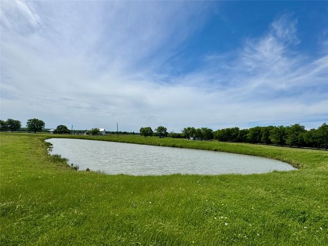 4292 County Road 3108, Campbell, TX 75422