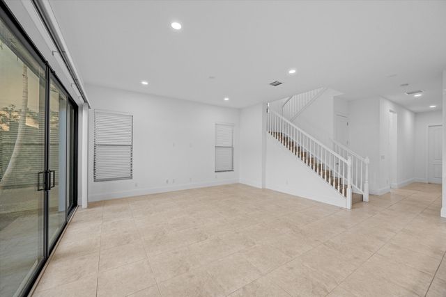 6020 Curie Place, Palm Beach Gardens, FL 33418