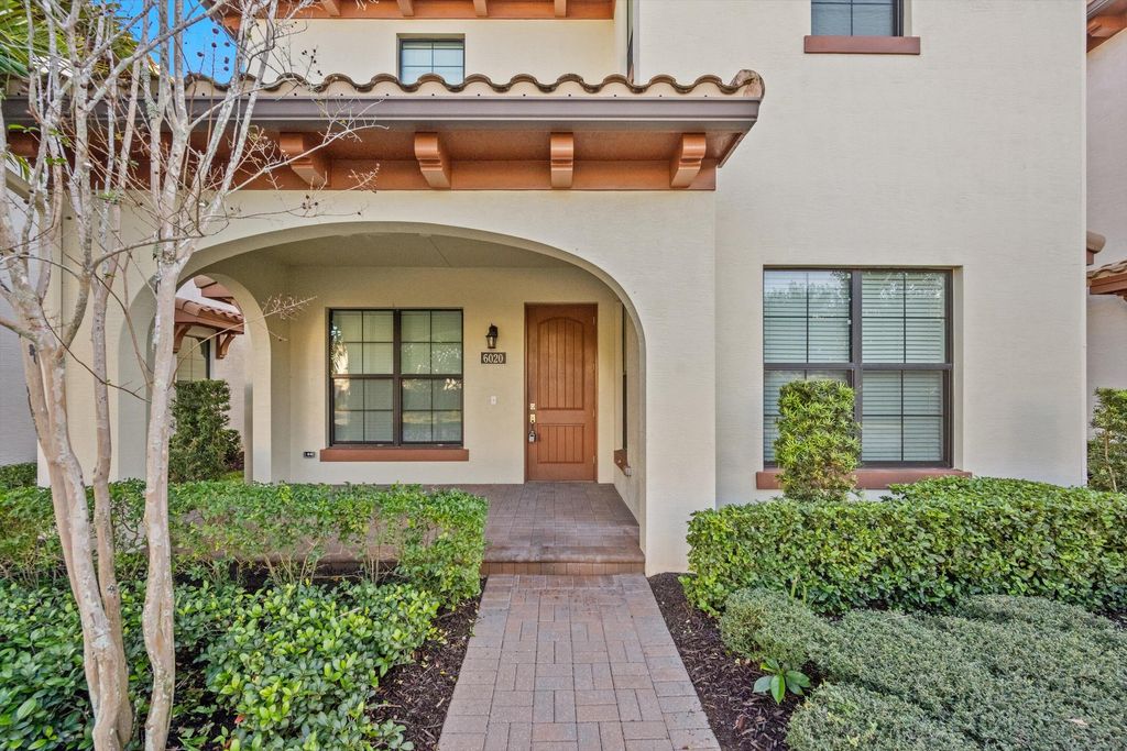 6020 Curie Place, Palm Beach Gardens, FL 33418