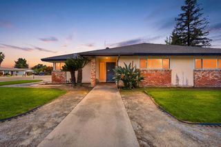153 Bonita Ave, Fowler, CA 93625