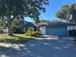 3426 CULLENDALE DRIVE, Tampa, FL 33618