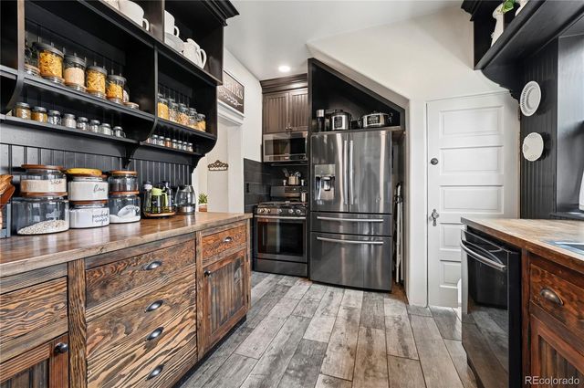 2219 N Nevada Avenue, Colorado Springs, CO 80907