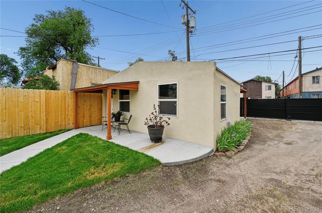 2219 N Nevada Avenue, Colorado Springs, CO 80907
