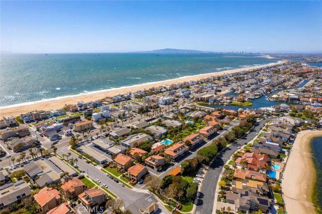 16893 Bluewater, Huntington Beach, CA 92649