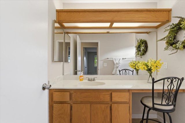 7419 Sunborough Ln, Sacramento, CA 95828