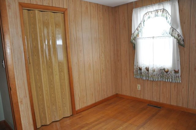 259 Wisdom Way, Greenfield, MA 01301