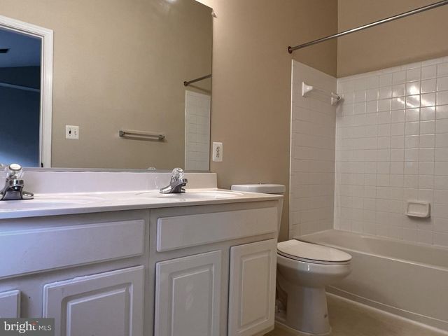 21540 HARVEST GREEN TER, Broadlands, VA 20148