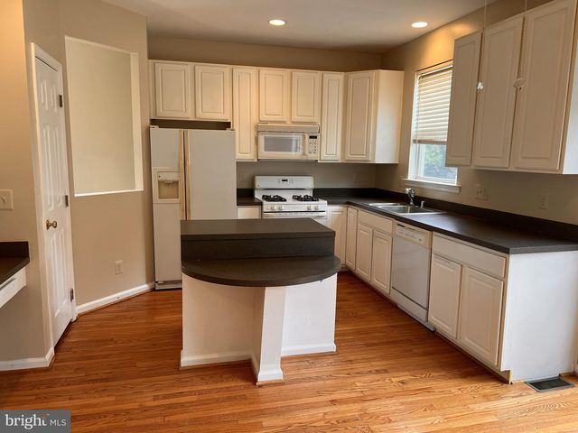 21540 HARVEST GREEN TER, Broadlands, VA 20148