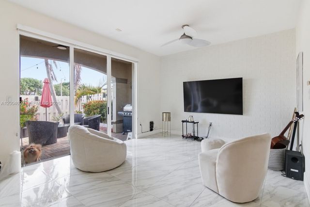 15282 SW 89th Ter 15282, Miami, FL 33196