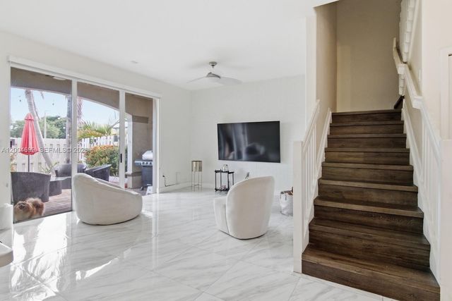 15282 SW 89th Ter 15282, Miami, FL 33196