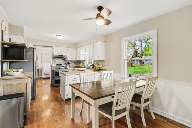 1723 Carlsbrook Lane, Portage, MI 49024