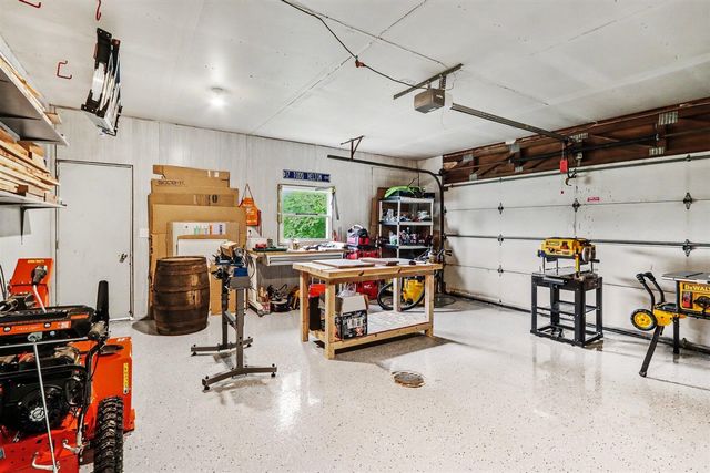 1723 Carlsbrook Lane, Portage, MI 49024